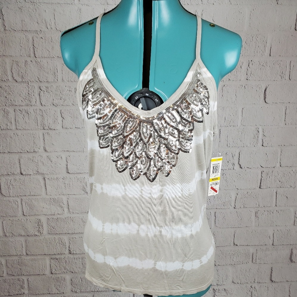 NWT Size Medium Inc.
